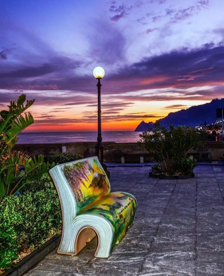 Willa Torrevarata Vacanze Santa Teresa Di Riva Zewnętrze zdjęcie