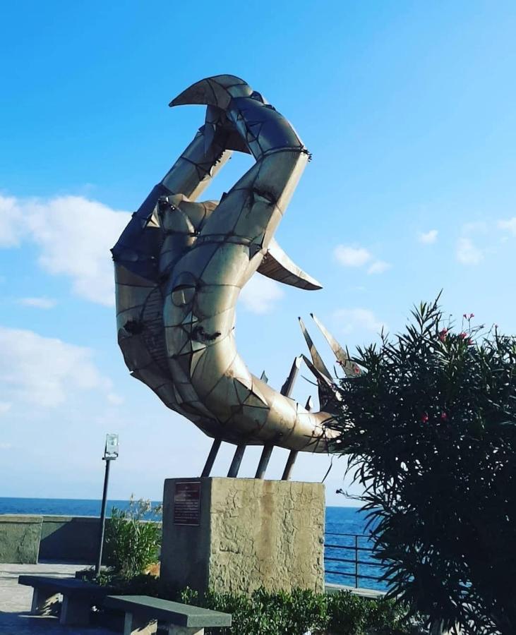 Willa Torrevarata Vacanze Santa Teresa Di Riva Zewnętrze zdjęcie